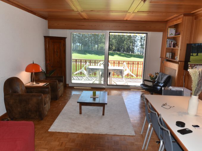 Appartement en bordure du Golf REF 3036