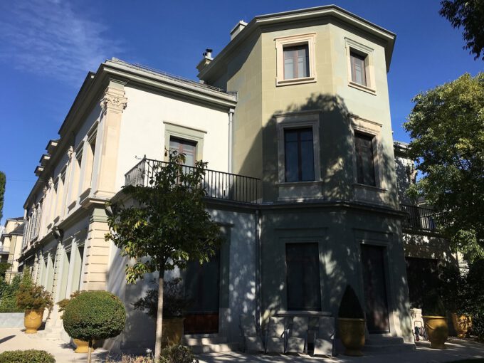 A  vendre Villa de Maître-19è siècle REF 9801